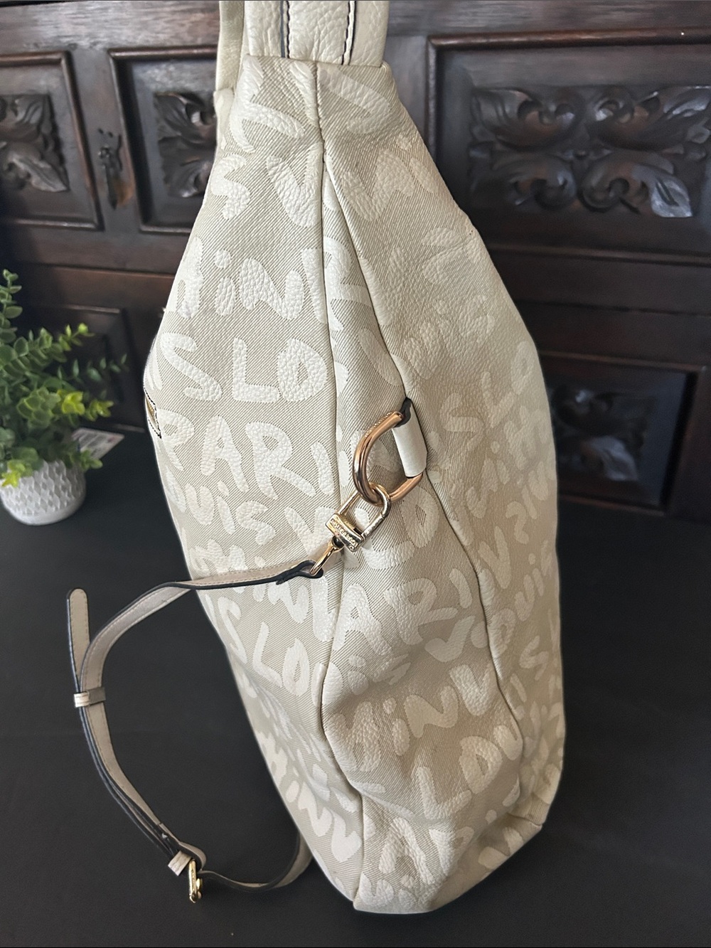 Source Unknown Beige Script-Print Shoulder Bag - Picture 4 of 15